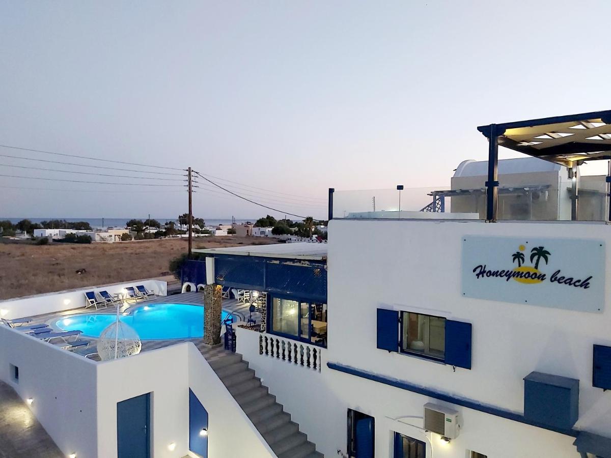 Honeymoon Beach Studios Perivolos  Dış mekan fotoğraf
