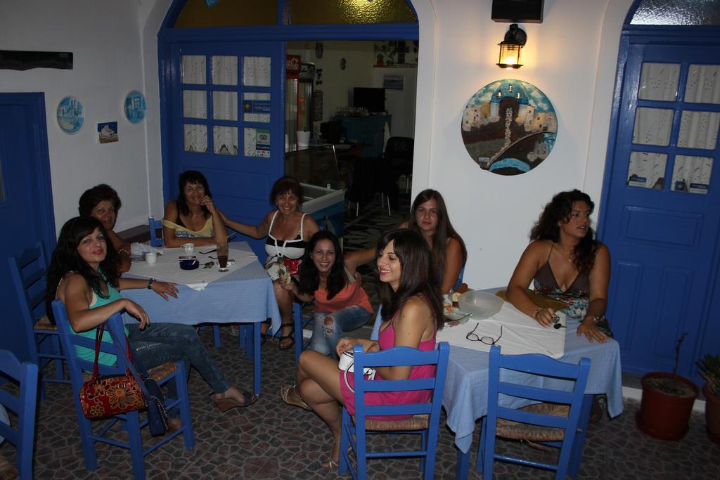 Honeymoon Beach Studios Perivolos  Dış mekan fotoğraf